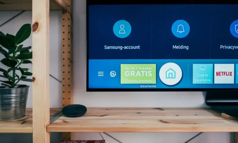 Tv screen with smart interface