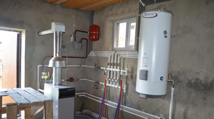 Instalace plynového kotle v nehotové kotelně s potrubím